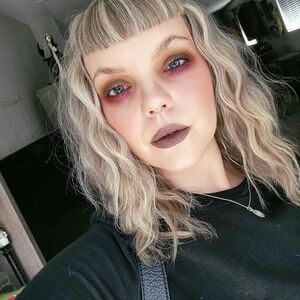 Meet your Posher, Ashlee